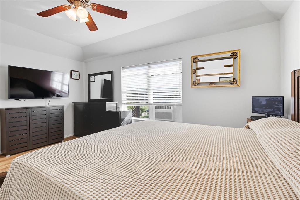 Oak Lakes - Residential