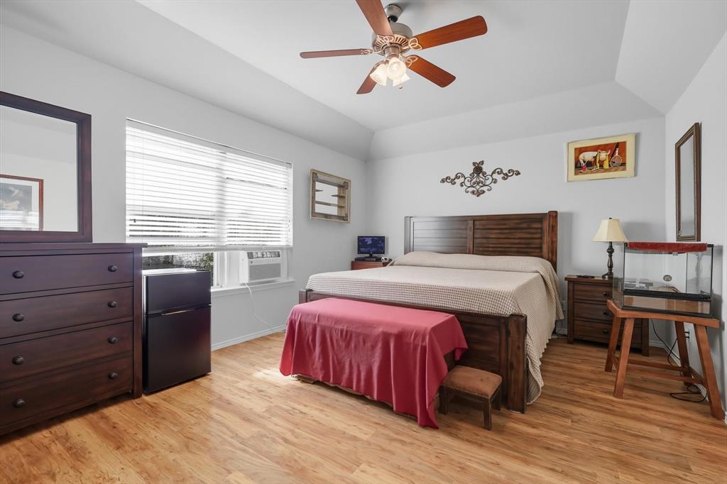 Oak Lakes - Residential