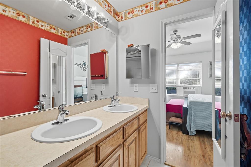 Oak Lakes - Residential