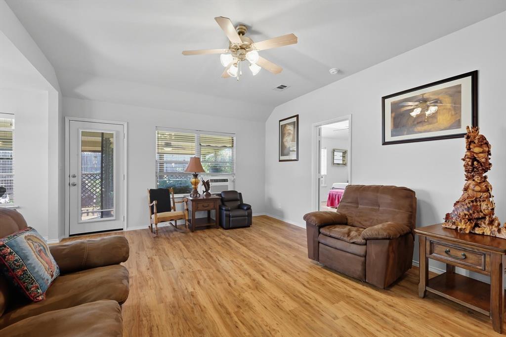 Oak Lakes - Residential