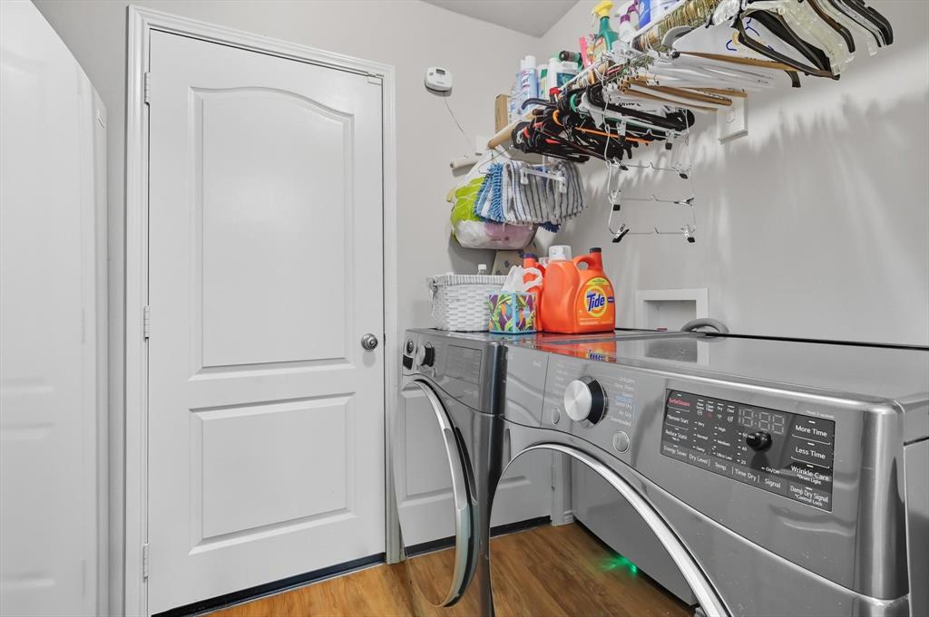 Oak Lakes - Residential