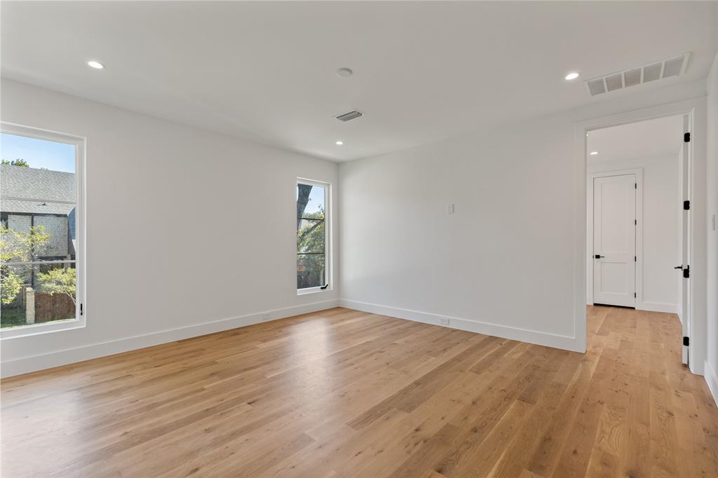 E A Kerley - Residential