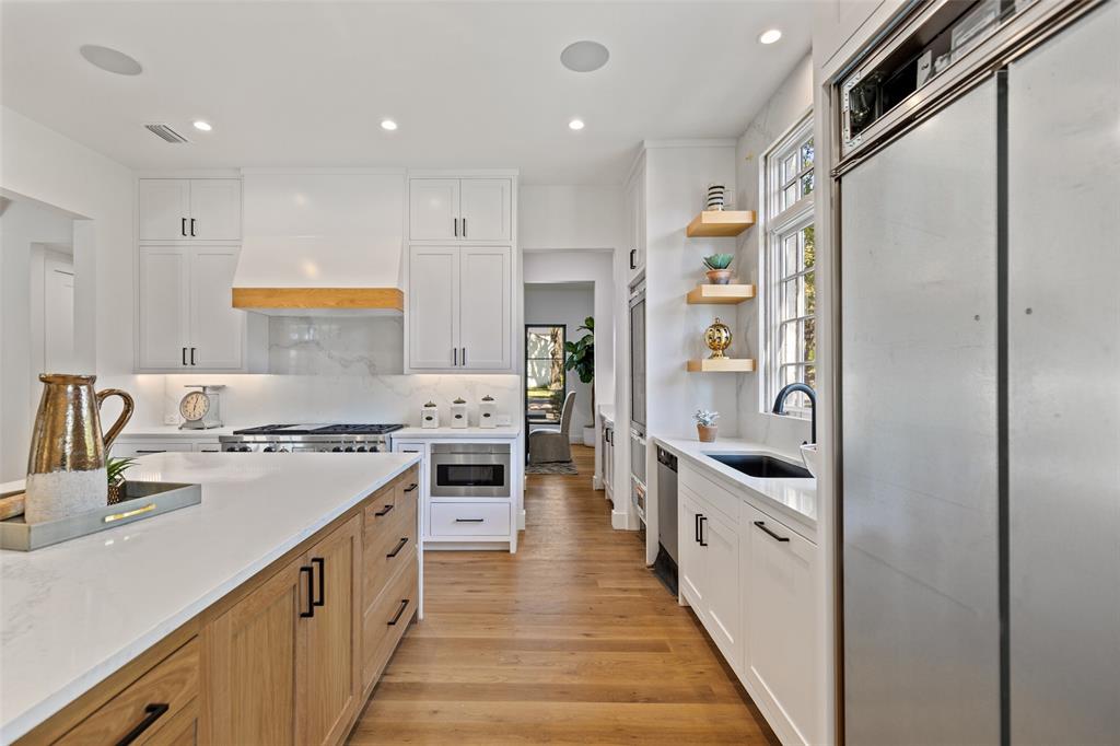 E A Kerley - Residential