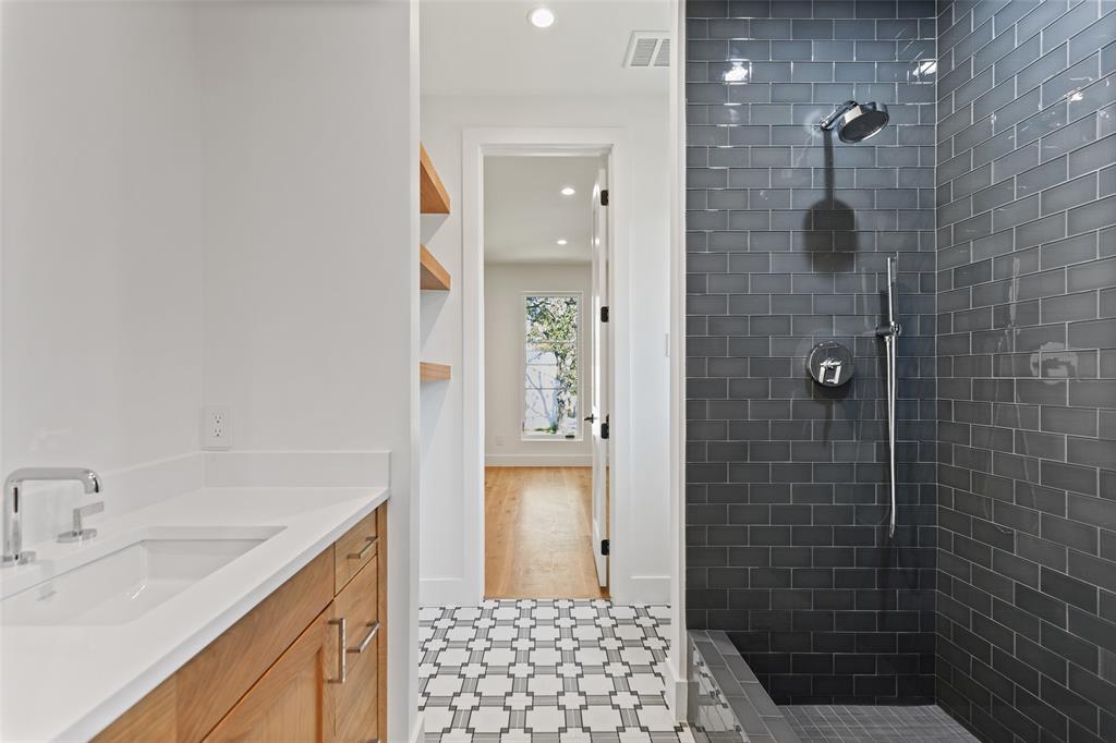 E A Kerley - Residential