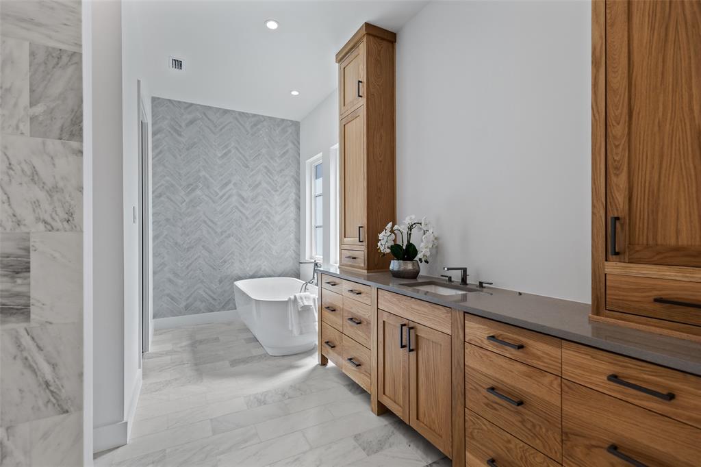 E A Kerley - Residential