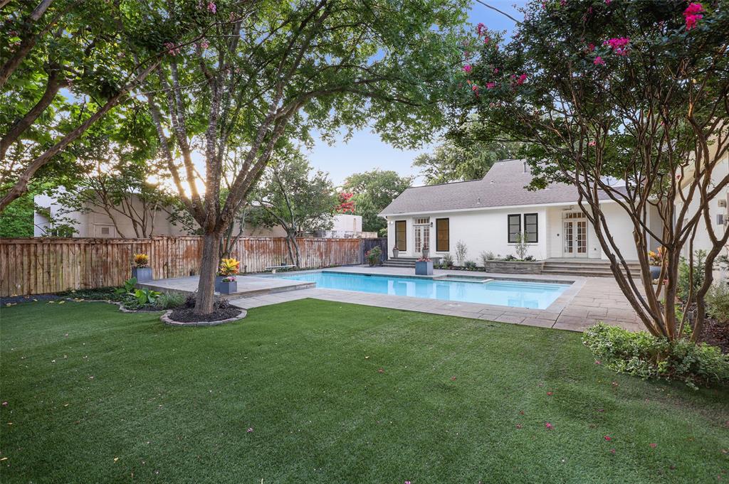 E A Kerley - Residential