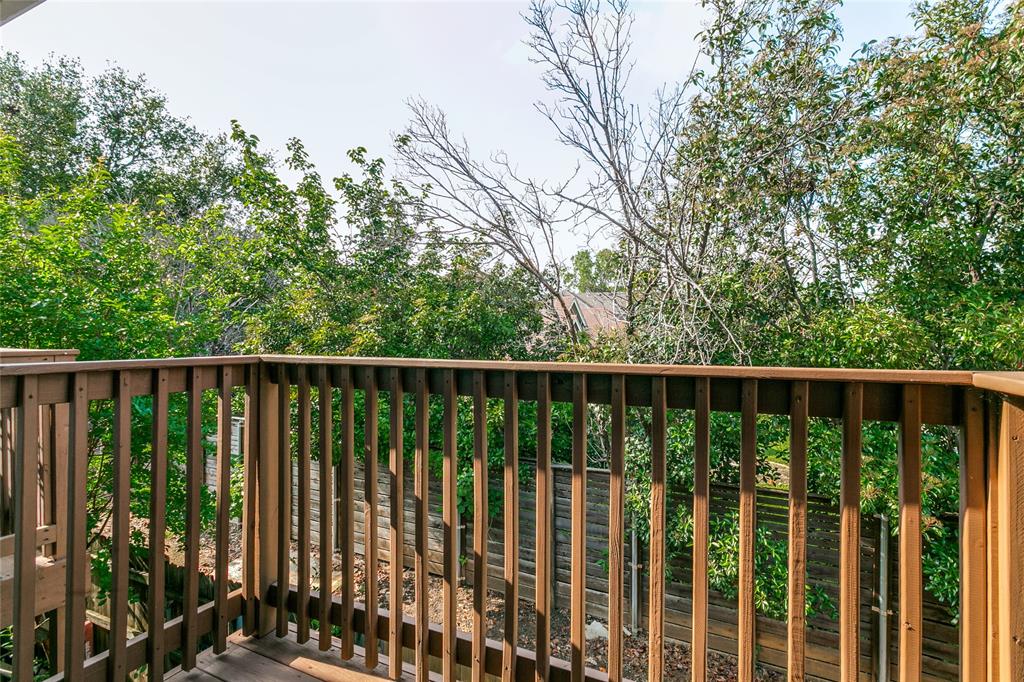 Shadowood Trail Condo - Residential