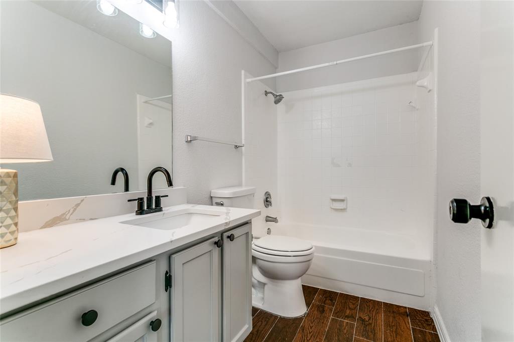 Shadowood Trail Condo - Residential