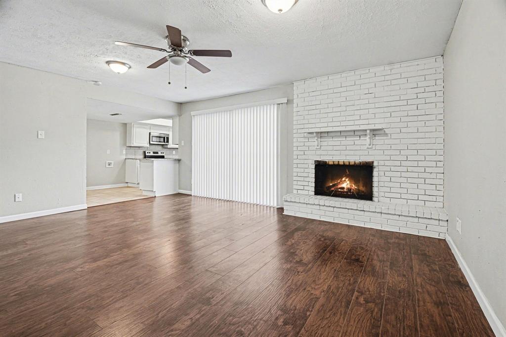 905 Stone Trail Drive