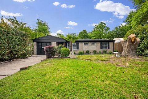 Photo of 3006 Mason Drive, Mesquite, TX 75150 (MLS # 21241125)