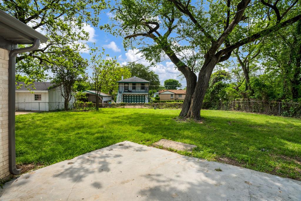 3814 Golden Hills Drive