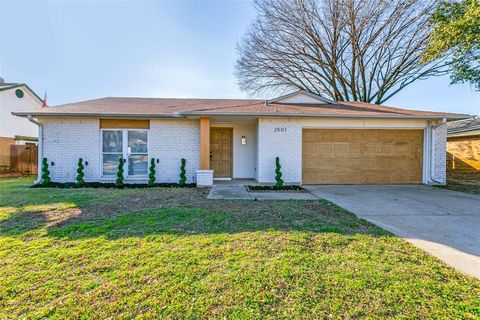 2501 Cherry Blossom Lane Bedford TX 76021