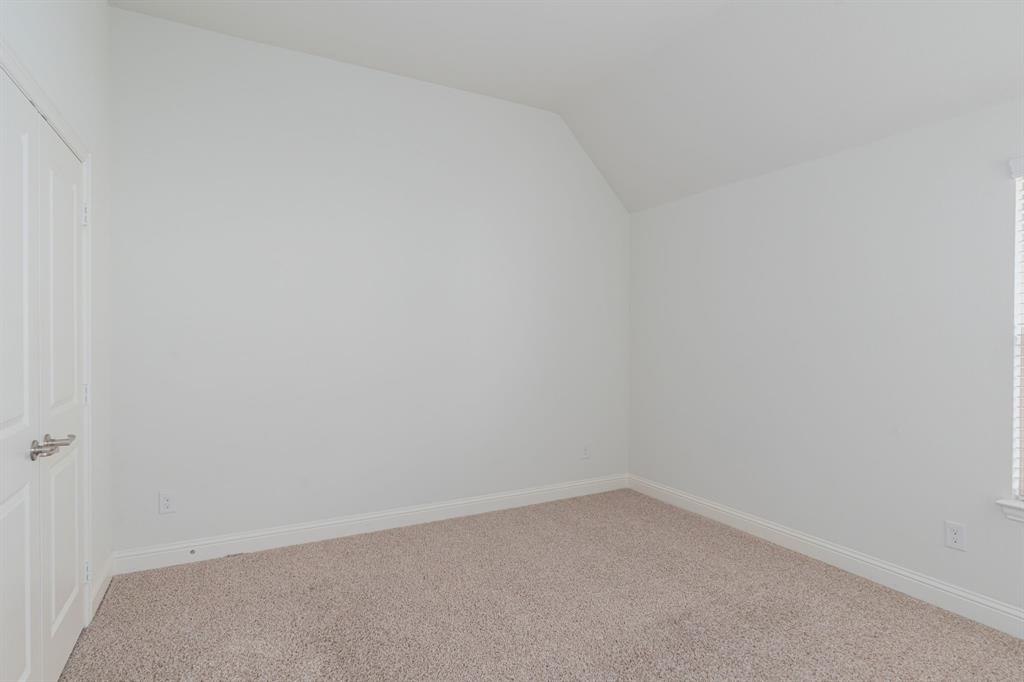 Mustang Lakes Ph One - Residential Lease