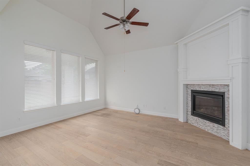 Mustang Lakes Ph One - Residential Lease