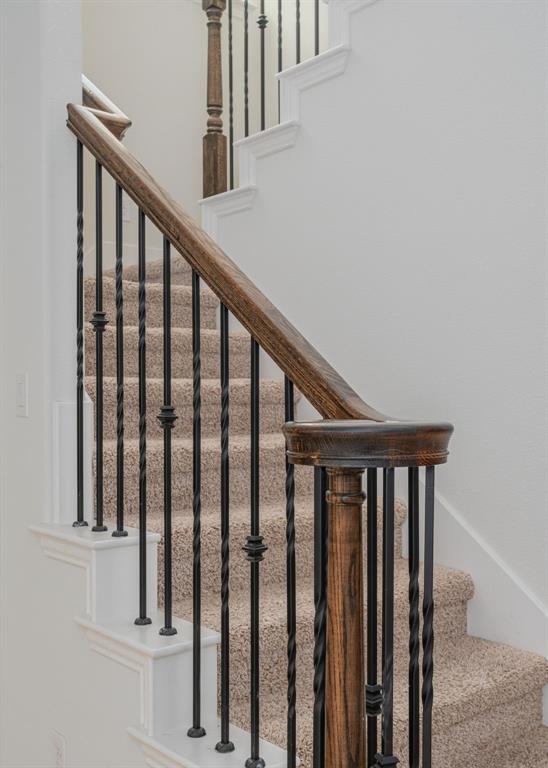 Mustang Lakes Ph One - Residential Lease