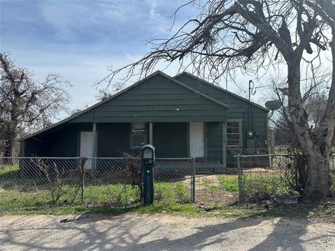 713 Wright Court Granbury TX 76048