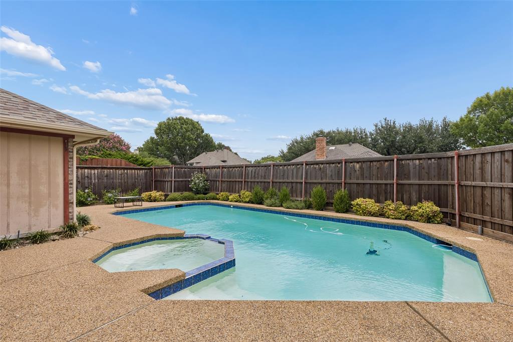 2100 Donna Drive