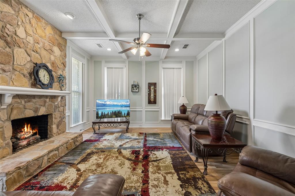 2100 Donna Drive