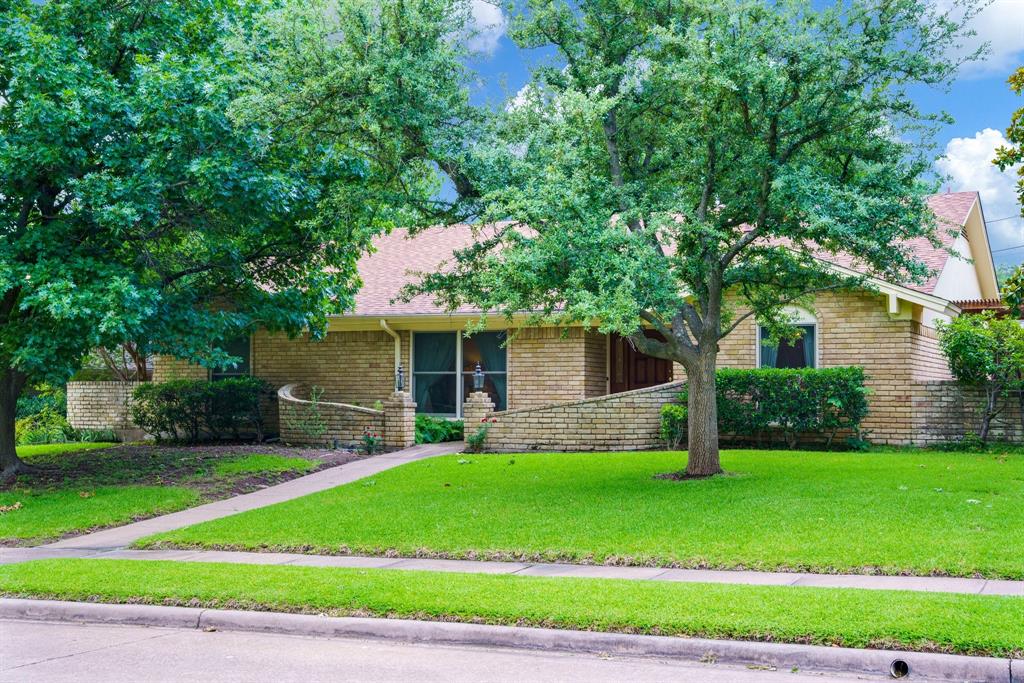 315 Ridgewood Drive