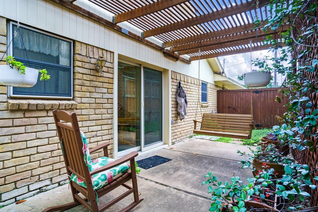 315 Ridgewood Drive