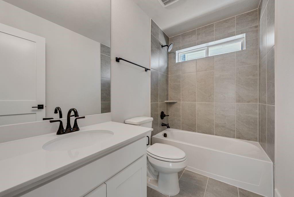 Grand Estates of Anna - Residential