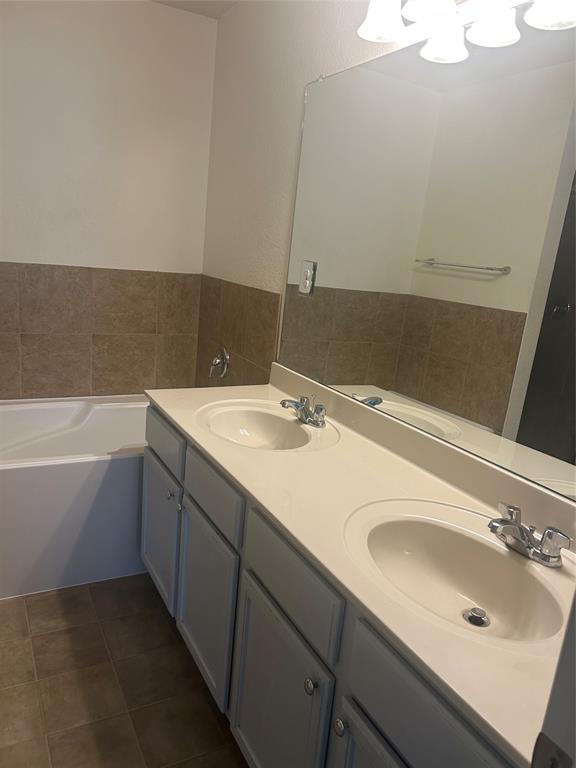 Carrington Court - Residential Lease