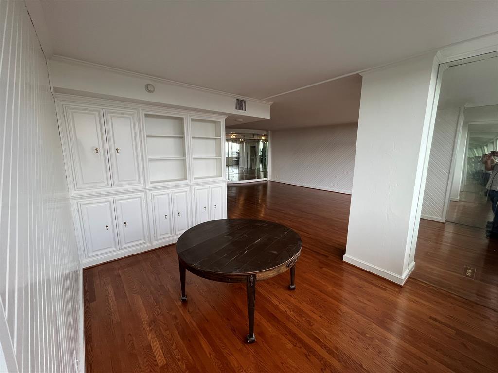 Bonaventure Condo - Residential