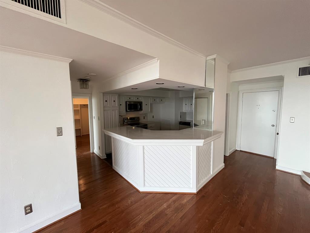 Bonaventure Condo - Residential