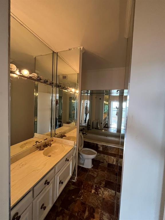 Bonaventure Condo - Residential