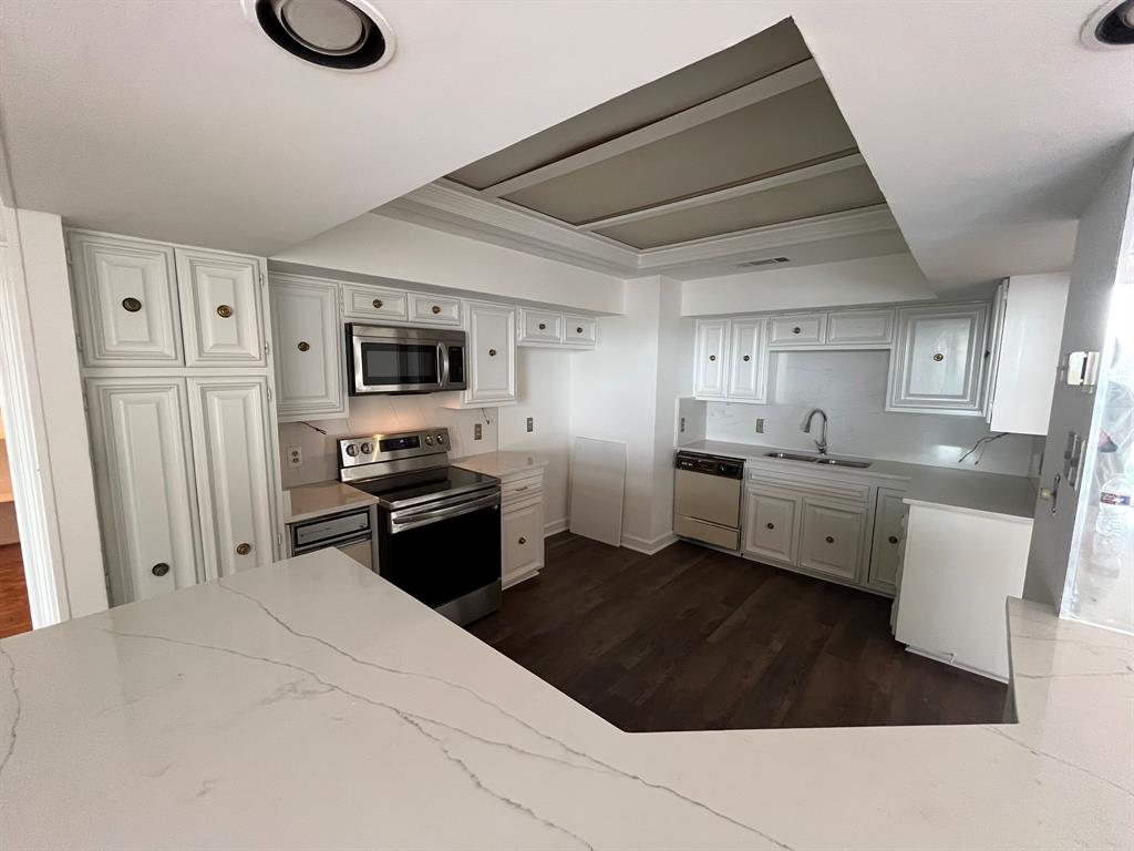 Bonaventure Condo - Residential