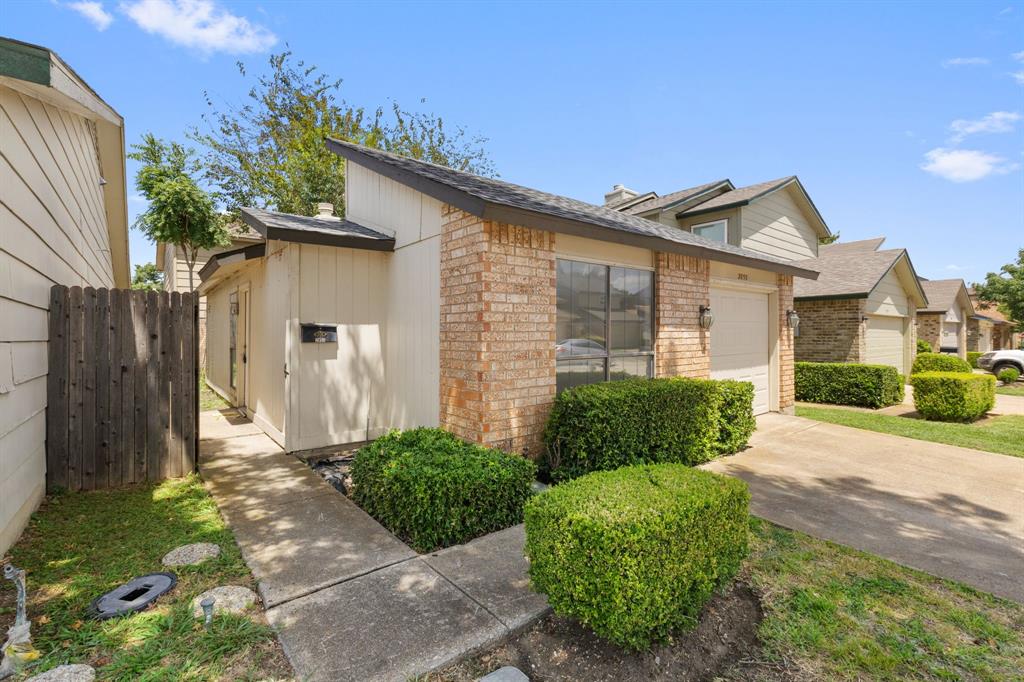 2853 Capella Circle