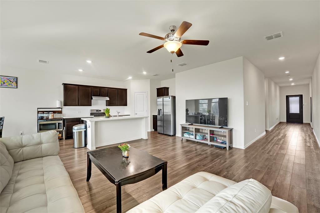1005 Mesquite Lane
