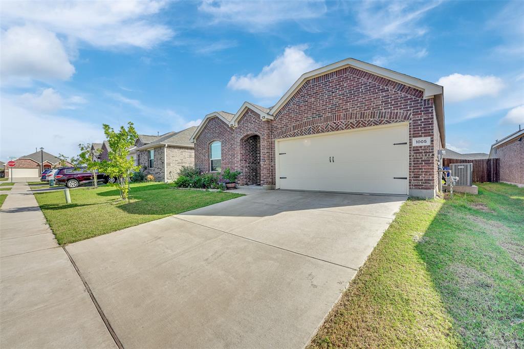 1005 Mesquite Lane