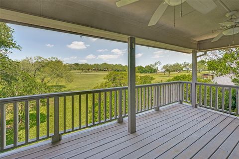 Photo of 3 Oak Village Court, Trophy Club, TX 76262 (MLS # 21271014)