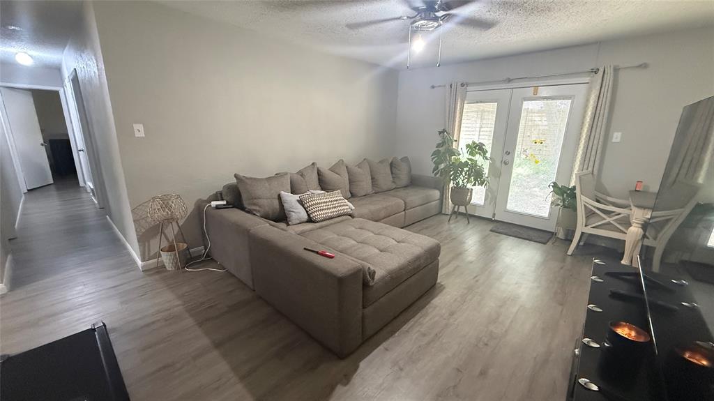 1204 Thannisch Court