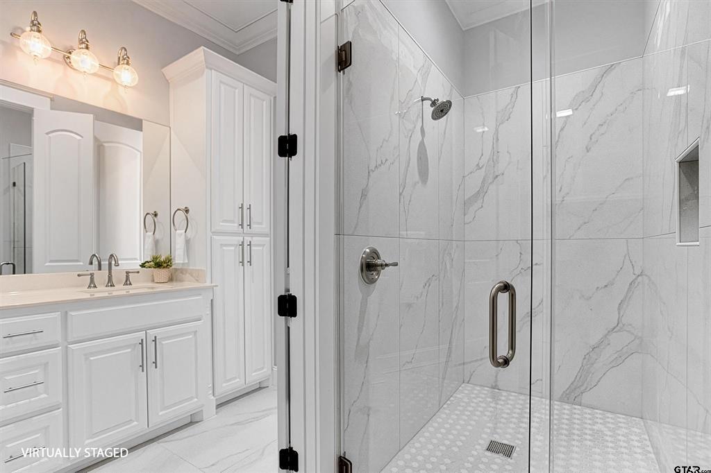 Hide A Way Lake U-61 - Residential