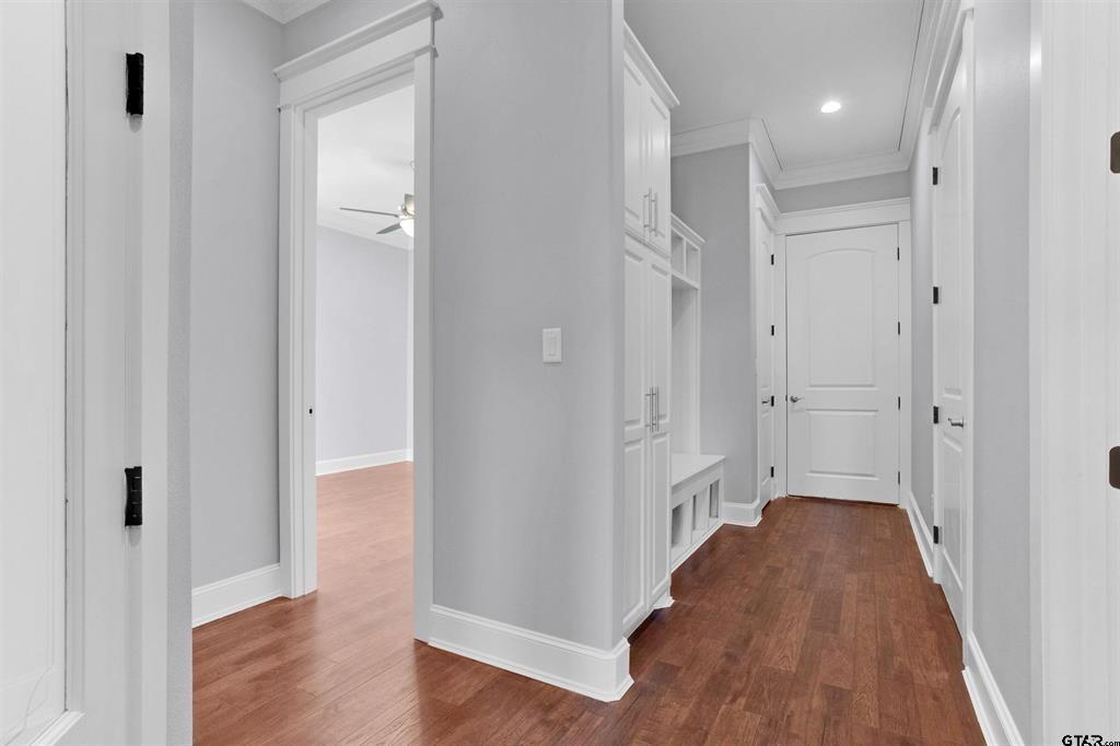 Hide A Way Lake U-61 - Residential