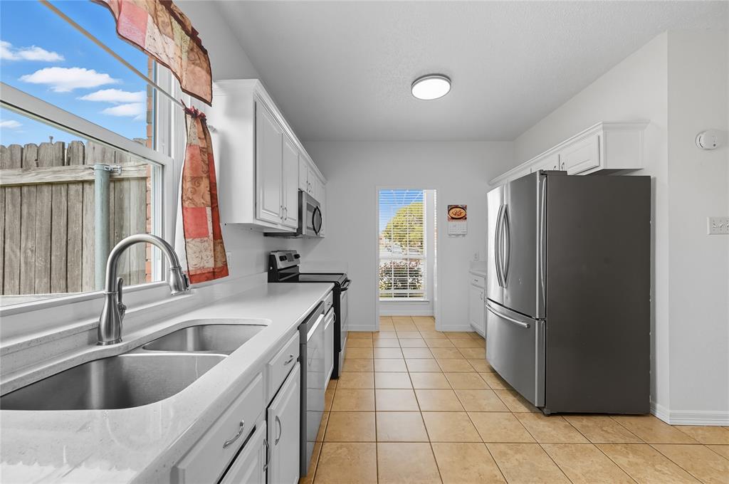 1432 Stone Canyon Way