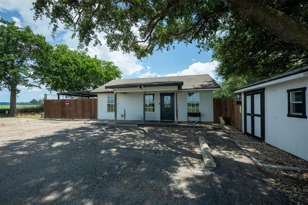 5327 Old Lorena Road