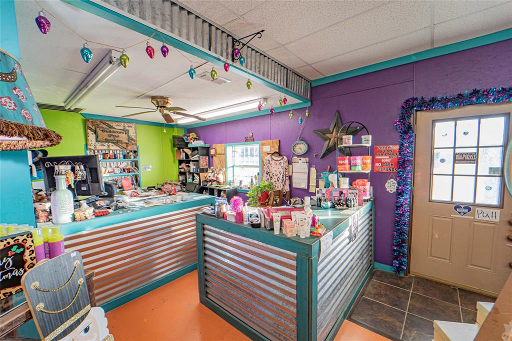 NA - Commercial Sale