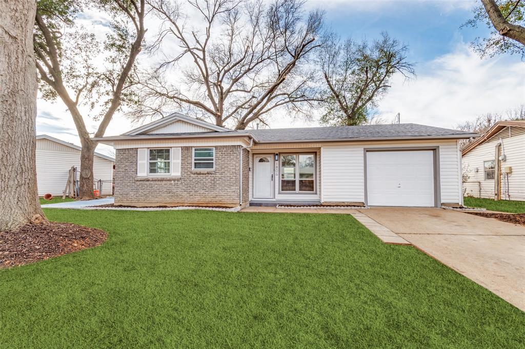 1806 Cunningham Street