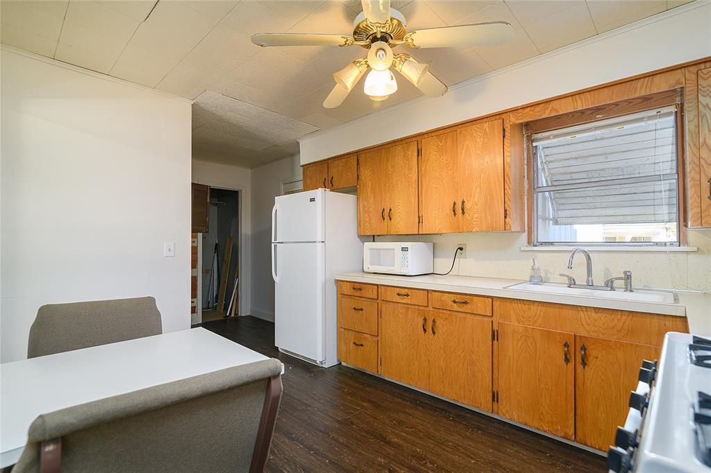 2724 Grassmere Street