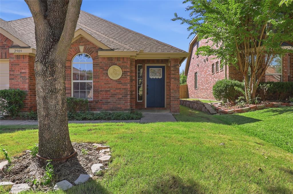 2909 Holly Lane