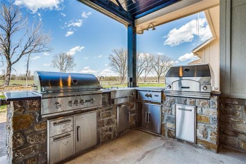 A home in Van Alstyne