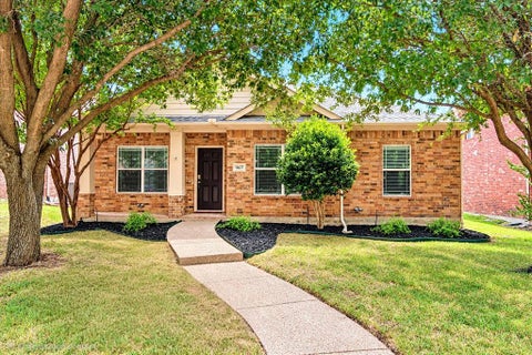 Photo of 11637 Snyder Drive, Frisco, TX 75035 (MLS # 21390417)