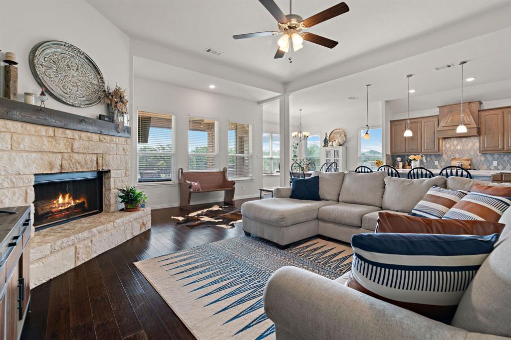 1052 Winecup Lane