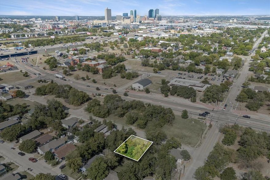 Prime Mixed Use Lot in a High Growth Area! Zoned NS-T4NR. City owned alley on the side and back could be used for parking access to the back of the lot! Steps away from the exciting new development project at Evans & Rosedale. This area is set to transform with state-of-the-art residential and commercial spaces, all framed by the historic charm of Near Southside. Positioned along the same street as the modern, eco-friendly Connex Building, a key landmark in this emerging development hub, this property is at the forefront of Near Southside's growth and expansion. Seize this extraordinary moment to invest before prices soar with the upcoming developments. 6 min drive to downtown Fort Worth and the bustling hospital district, 5 minutes to Wesleyan University and 10 minutes from Texas Christian University. Easy commuting through I-30 and I-35 corridor. This lot offers limitless potential for developers, investors, and visionaries eager to capitalize on the area's dynamic growth. With its versatile zoning and prime location, you can bring your creative ideas to life and transform this property into a lucrative mixed-use development. Your vision could shape the future of this vibrant community!
