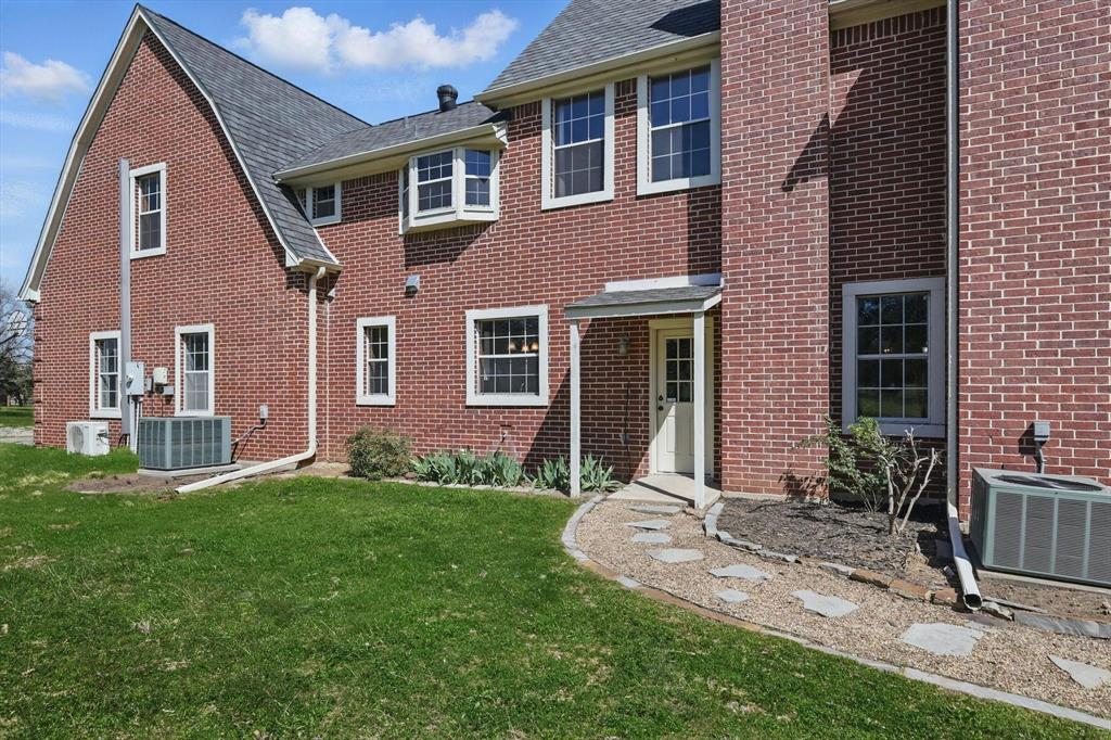 Fox Hollow Estate - Residential