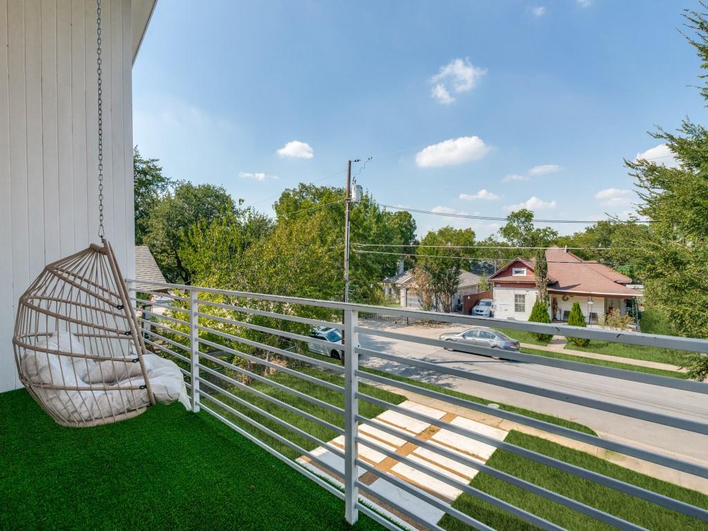 Dallas Land & Loan 03 - Residential Income