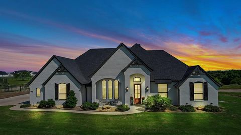 391 Red Bird Drive Springtown TX 76082